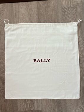 Bally dust bag (C299)